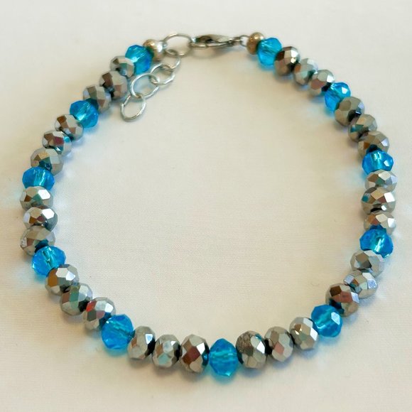 Aqua Blue & Silver Bead Bracelet - Picture 1 of 3